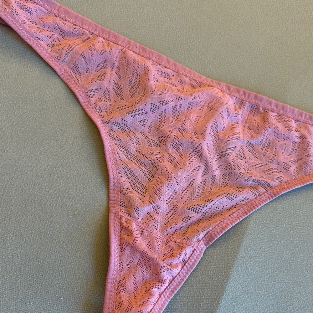 Pink Patterned Thong - Picture 2 of 4
